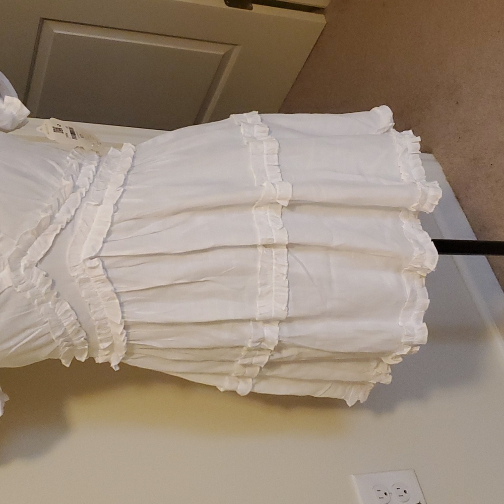 Nwt adorable white summer dress from alter'd state - Picture 4 of 9
